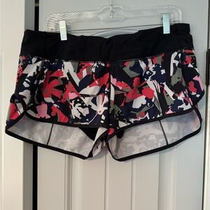 Lululemon speed up low rise shorts